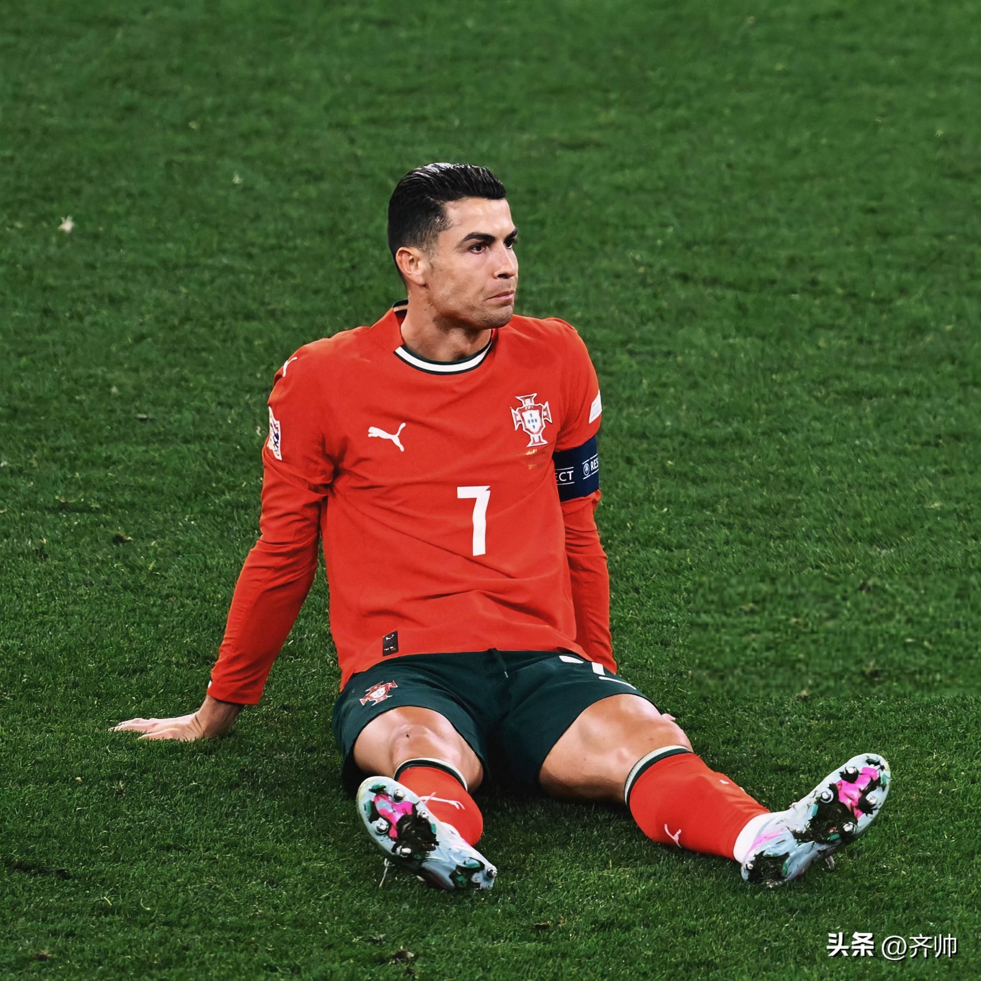  C罗回归赛场，惊险取胜首场状态亮眼，中国队观众沸腾！